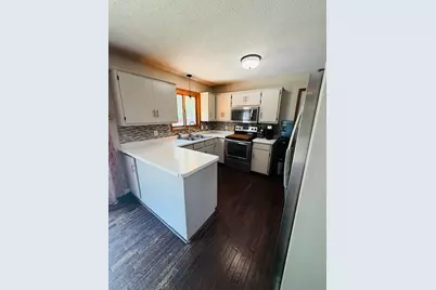 801 NE 2nd Avenue, Saint Joseph, MN 56374 - Photo 9
