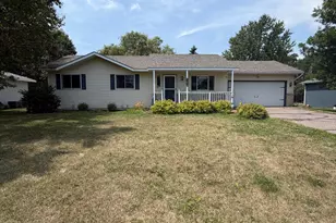 801 NE 2nd Ave, Saint Joseph, MN 56374 - Photo 1