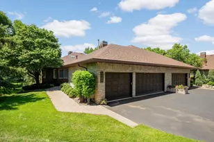 7798 Lochmere Terrace, Edina, MN 55439 - Photo 5