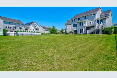 5204 Porchlight Bay, Woodbury, MN 55129 - Photo 53
