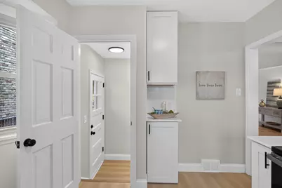 1100 Montana Avenue W, Saint Paul, MN 55108 - Photo 17