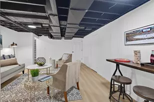 1100 Montana Ave W, Saint Paul, MN 55108 - Photo 27