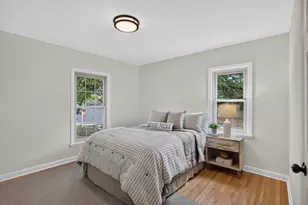 1100 Montana Ave W, Saint Paul, MN 55108 - Photo 15