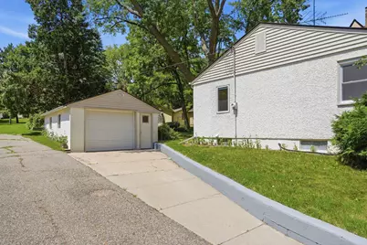 320 Kingsley Street S, Winsted, MN 55395 - Photo 37
