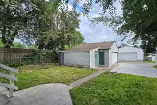 1124 Jessamine Ave E, Saint Paul, MN 55106 - Photo 37