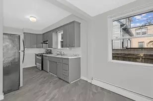 1124 Jessamine Ave E, Saint Paul, MN 55106 - Photo 23