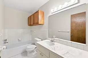 12600 Parkwood Dr, Burnsville, MN 55337 - Photo 27