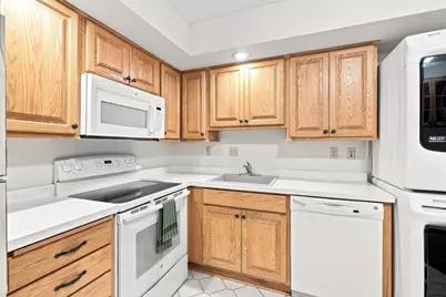 12600 Parkwood Drive #308, Burnsville, MN 55337 - Photo 5