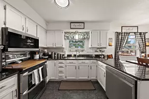 380 2nd St, Hammond, WI 54015 - Photo 15