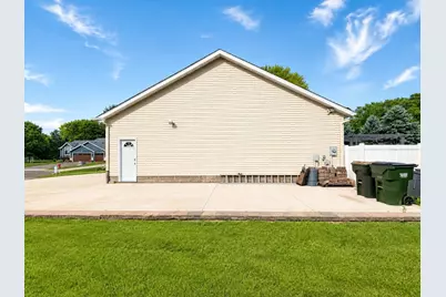 609 20th Avenue N, Sartell, MN 56377 - Photo 5