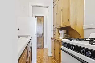 220 E 19th St, Minneapolis, MN 55403 - Photo 7