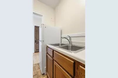 220 E 19th Street #208, Minneapolis, MN 55403 - Photo 7