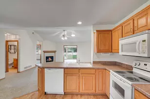 241 Tuttle Dr, Hastings, MN 55033 - Photo 5