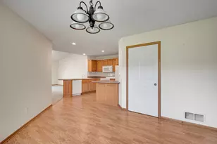 241 Tuttle Dr, Hastings, MN 55033 - Photo 7