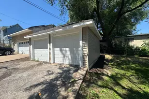 989 Marion St, Saint Paul, MN 55117 - Photo 3