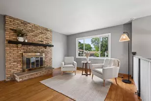 1613 Lyn-Curve Ave N, Minneapolis, MN 55411 - Photo 9