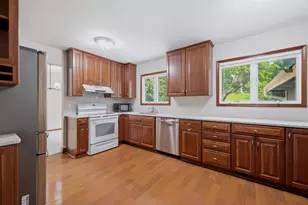 14308 Wedgeway Ct, Eden Prairie, MN 55346 - Photo 7
