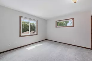 14308 Wedgeway Ct, Eden Prairie, MN 55346 - Photo 15