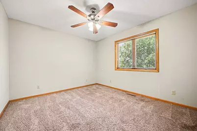 3850 Jamestown Curve, Woodbury, MN 55129 - Photo 23