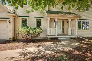 3850 Jamestown Curve, Woodbury, MN 55129 - Photo 3