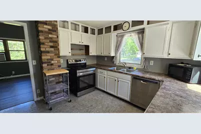207 14th Street S, Moorhead, MN 56560 - Photo 5