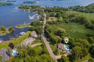 5565 Howards Point Rd, Shorewood, MN 55331 - Photo 1
