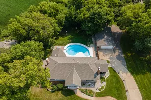 5565 Howards Point Rd, Excelsior, MN 55331 - Photo 31
