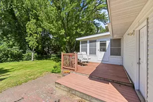11006 Radisson Dr, Burnsville, MN 55337 - Photo 61