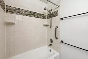 11006 Radisson Dr, Burnsville, MN 55337 - Photo 49