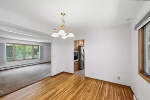 11006 Radisson Dr, Burnsville, MN 55337 - Photo 15