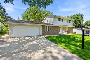 11006 Radisson Dr, Burnsville, MN 55337 - Photo 5