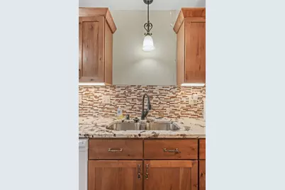 611 85th Lane NW #5, Coon Rapids, MN 55433 - Photo 17