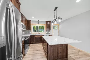 29499 390th St, Le Sueur, MN 56058 - Photo 11