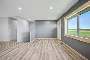 29499 390th St, Le Sueur, MN 56058 - Photo 9