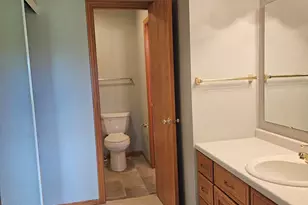 2206 10th Ave SE, Willmar, MN 56201 - Photo 9