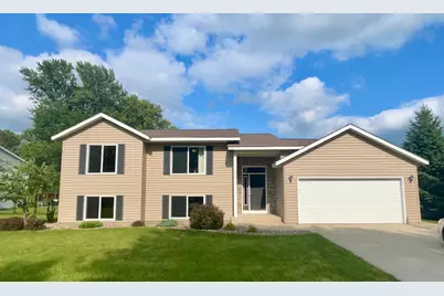 1905 20th Street SW, Austin, MN 55912 - Photo 1