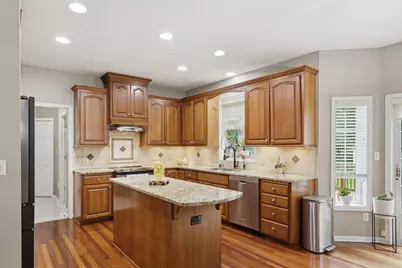 15016 Viewcrest Lane, Burnsville, MN 55306 - Photo 3