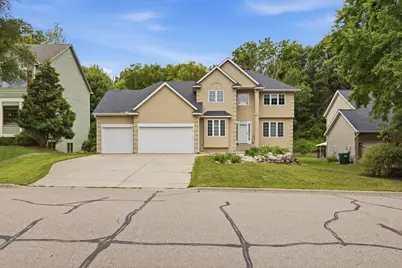 15016 Viewcrest Lane, Burnsville, MN 55306 - Photo 13