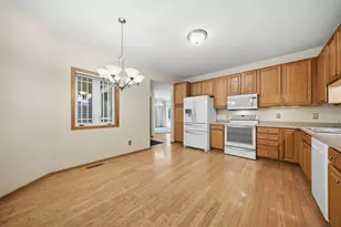 2701 Village Dr, Faribault, MN 55021 - Photo 13