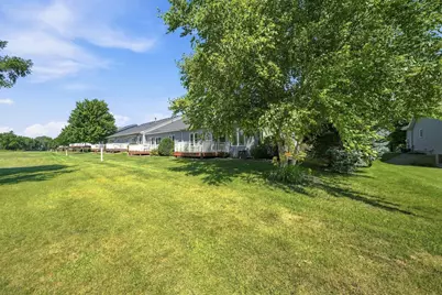 2701 Village Drive, Faribault, MN 55021 - Photo 41