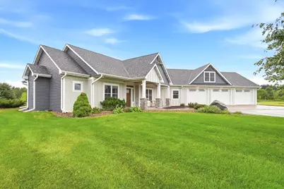 984 152nd Avenue, New Richmond, WI 54017 - Photo 1