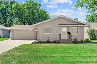 229 8th Ave SE, Osseo, MN 55369 - Photo 1