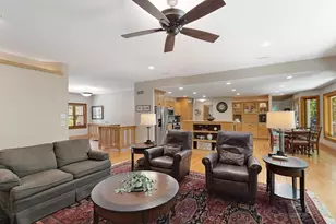 2934 Canyon Rd, Chaska, MN 55318 - Photo 13