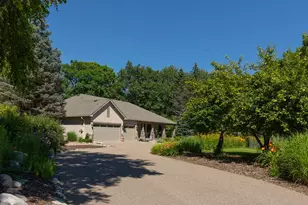 2934 Canyon Rd, Chaska, MN 55318 - Photo 51