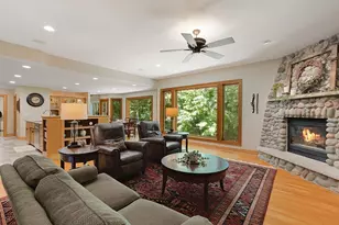 2934 Canyon Rd, Chaska, MN 55318 - Photo 11