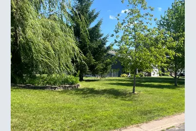 1300 Honeysuckle Lane SE, Cambridge, MN 55008 - Photo 7