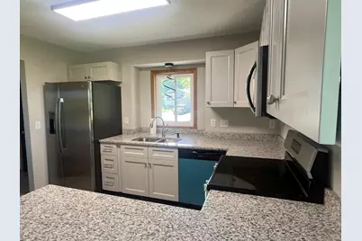 1300 Honeysuckle Lane SE, Cambridge, MN 55008 - Photo 13