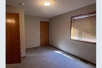 1300 Honeysuckle Lane SE, Cambridge, MN 55008 - Photo 27