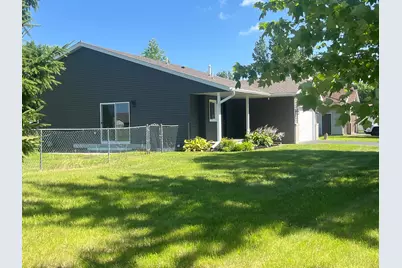 1300 Honeysuckle Lane SE, Cambridge, MN 55008 - Photo 3