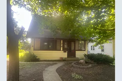 719 N Union Avenue, Fergus Falls, MN 56537 - Photo 1
